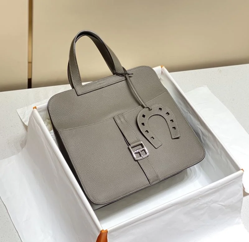 Comfortable Hermes Halzan Bags 48180