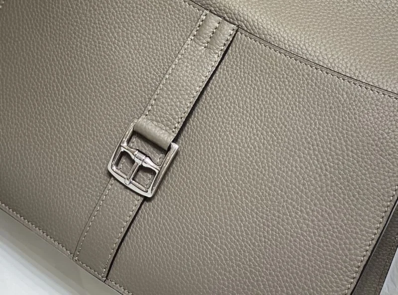 Comfortable Hermes Halzan Bags 48180