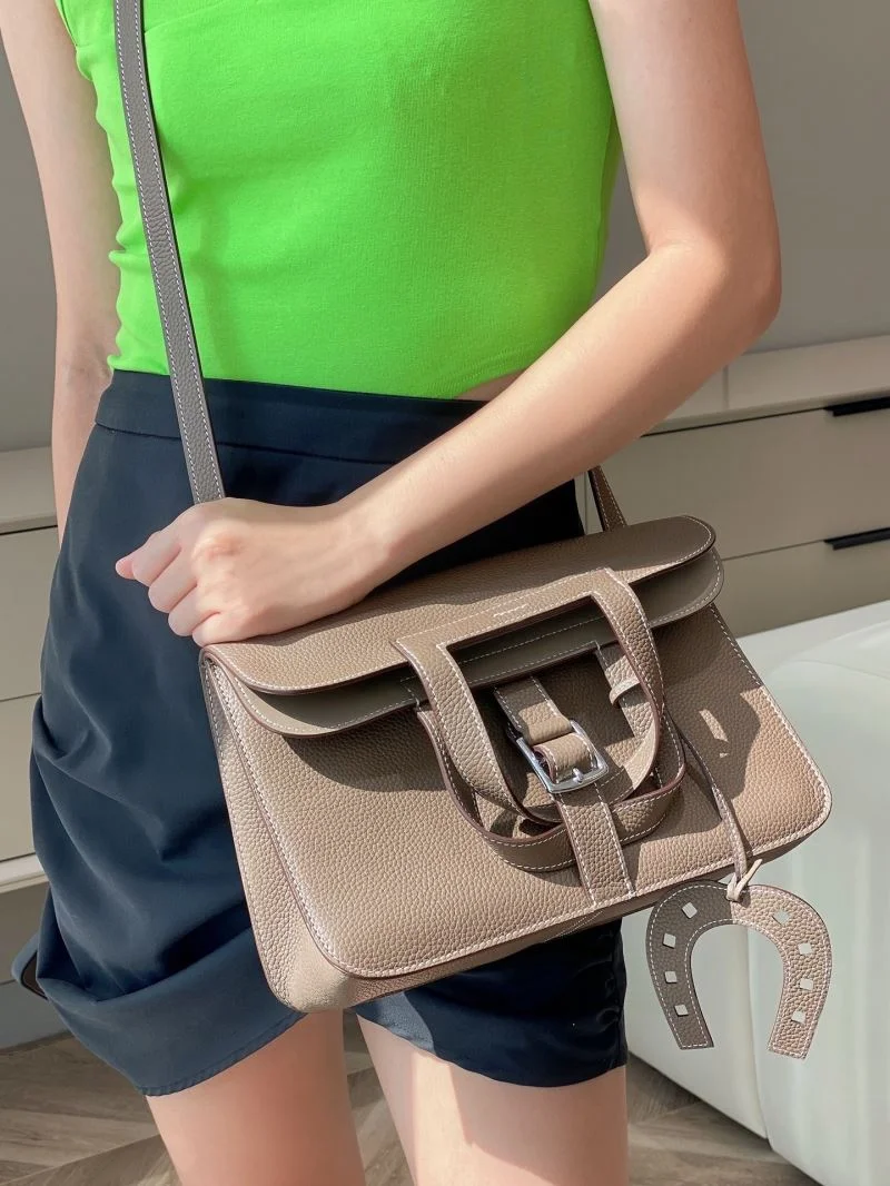 Comfortable Hermes Halzan Bags 48180