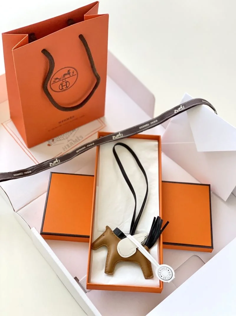 Hermes Handmade Pendant RelaxedFit 48171