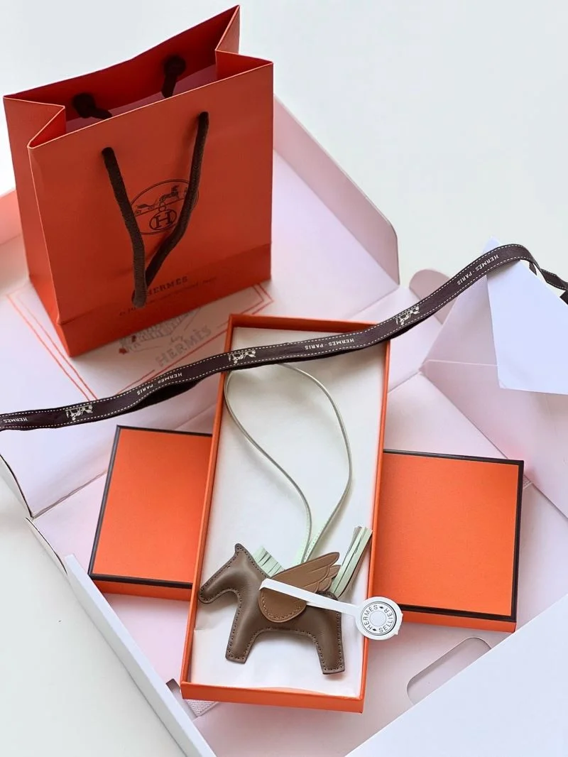 Hermes Handmade Pendant MultiPurpose 48160