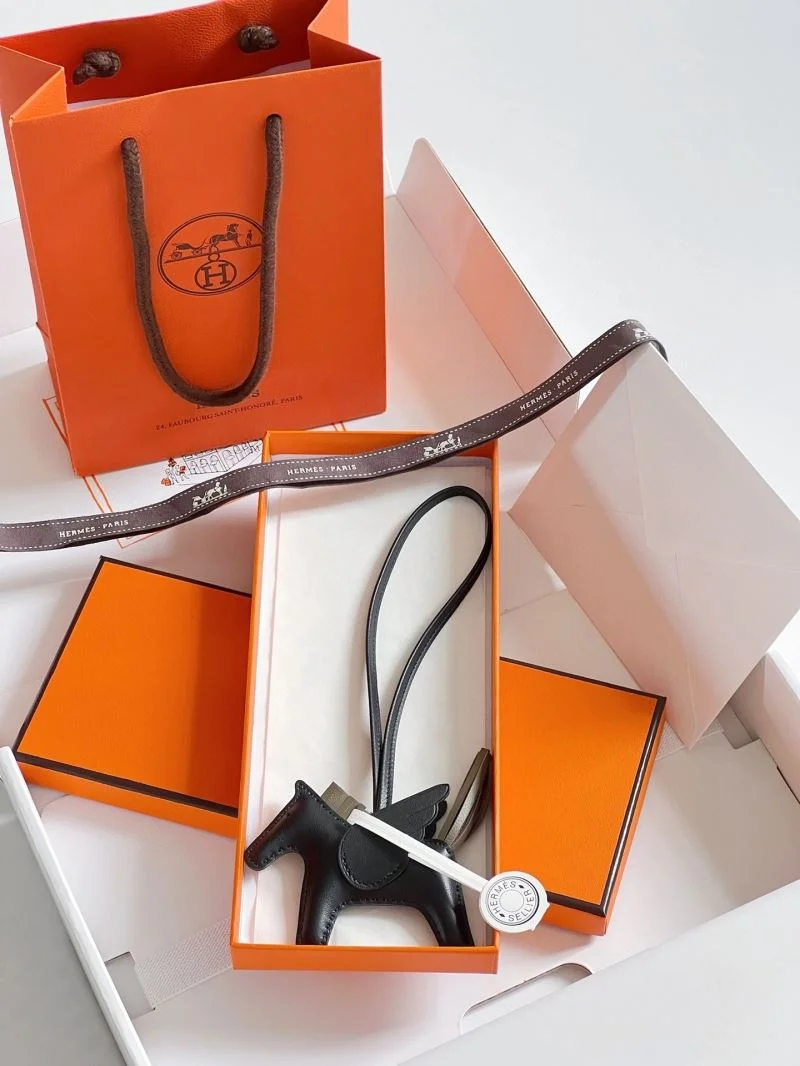 Hermes Handmade Pendant MultiPurpose 48162
