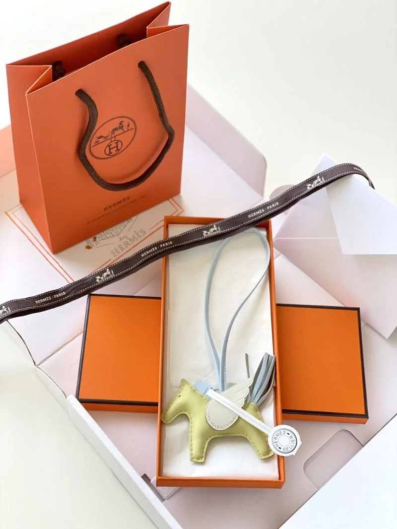 Hermes Handmade Pendant MultiPurpose 48162