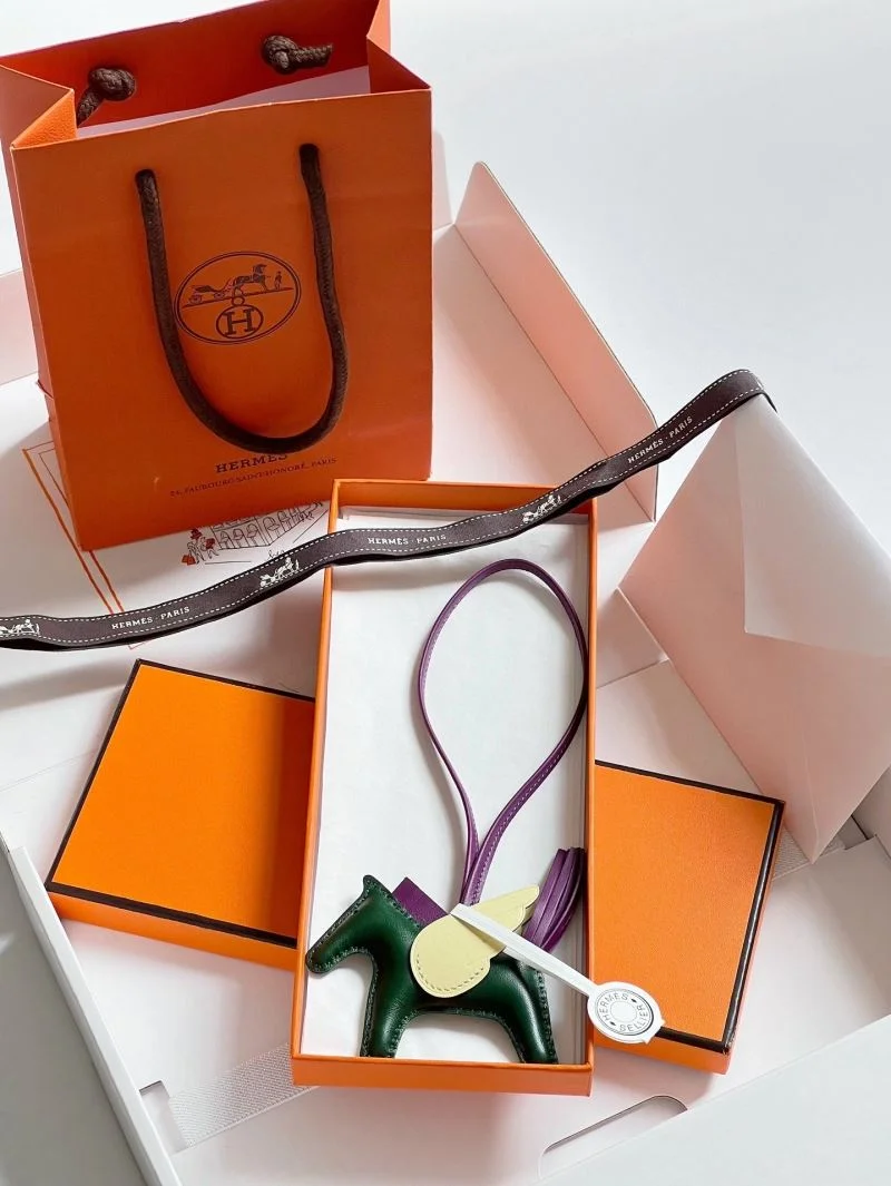 Hermes Handmade Pendant MultiPurpose 48162