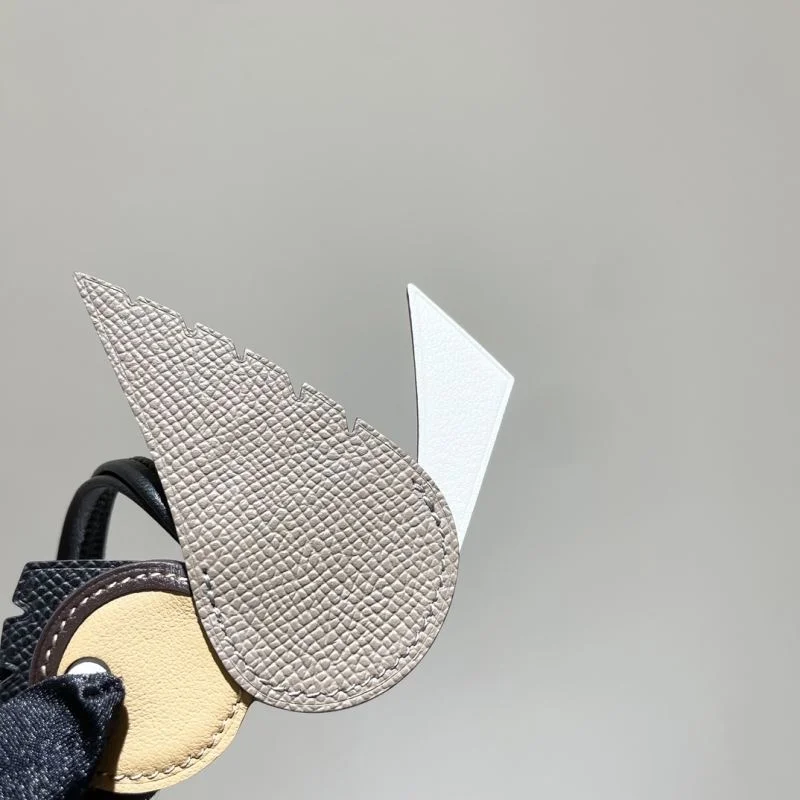 Lightweight Hermes Handmade Pendant 48199