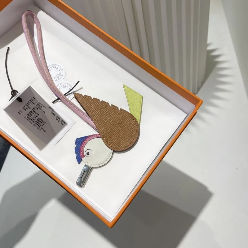 Soft Hermes Handmade Pendant 48153