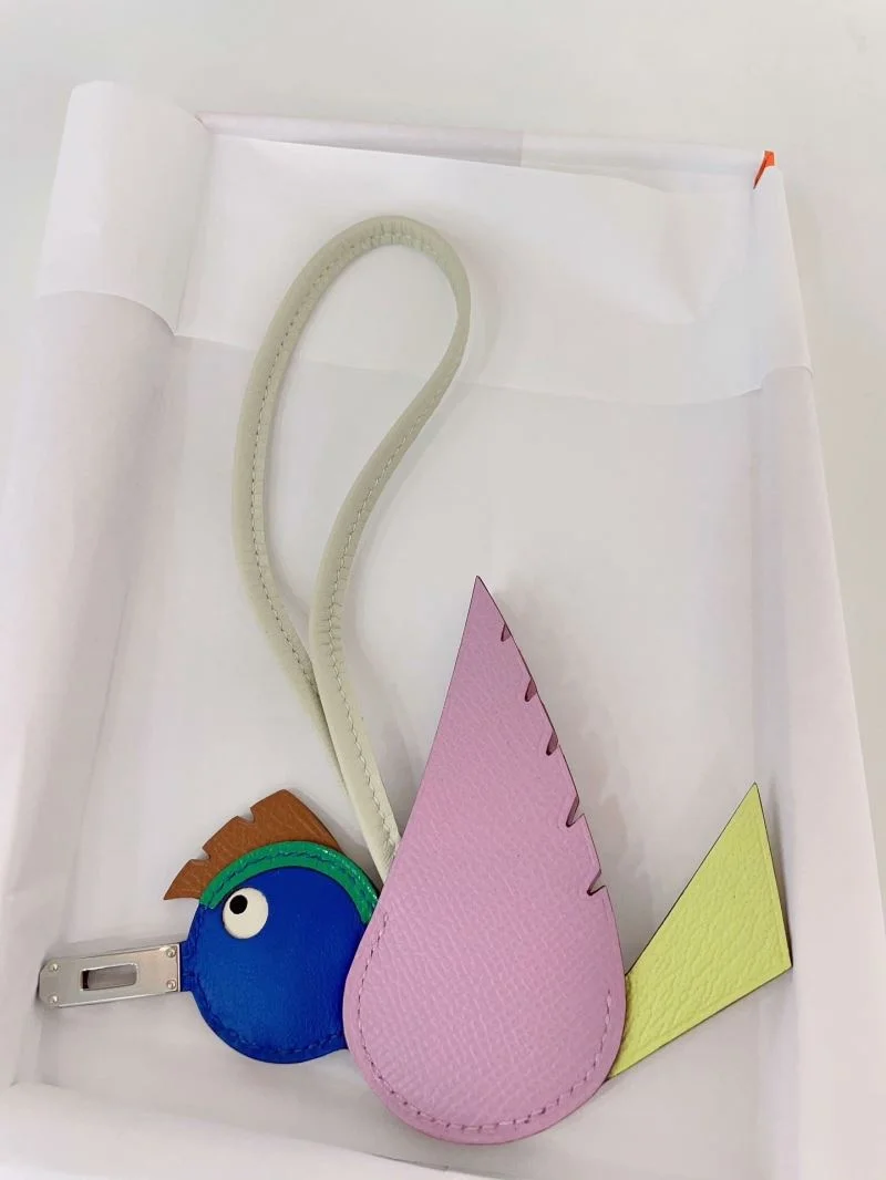 FreshLook Hermes Handmade Pendant 48151