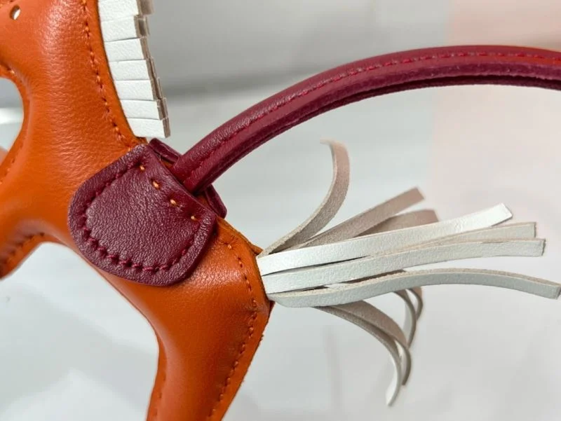 NewStyle Hermes Handmade Pendant 48140