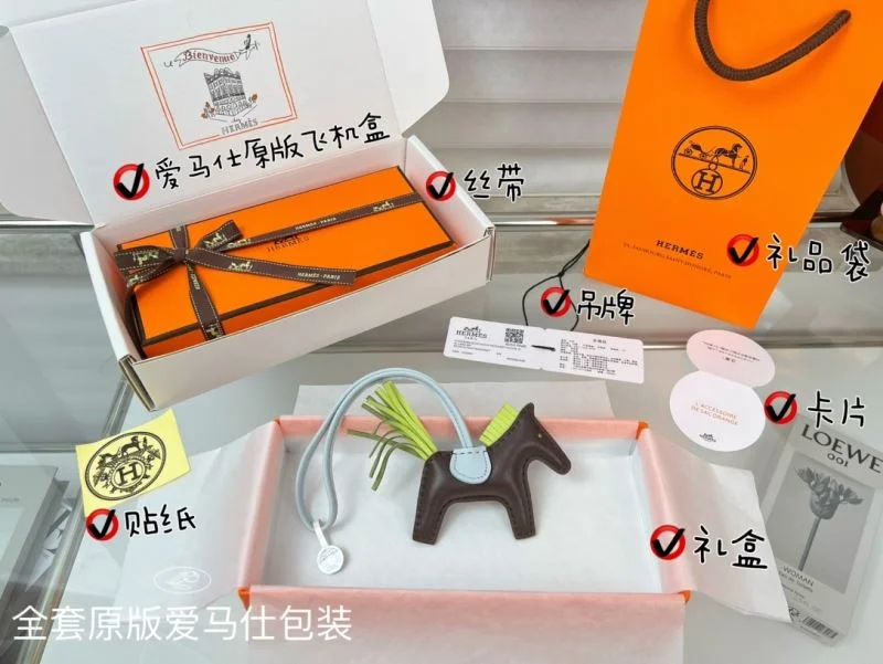 Vibrant Hermes Handmade Pendant 48129