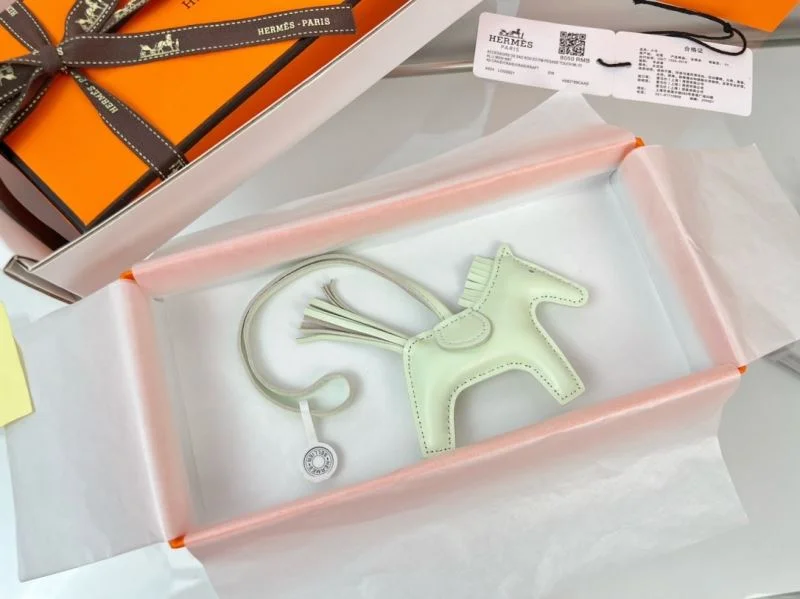 Fashionable Hermes Handmade Pendant 48123