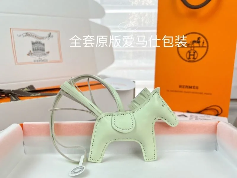 Fashionable Hermes Handmade Pendant 48123
