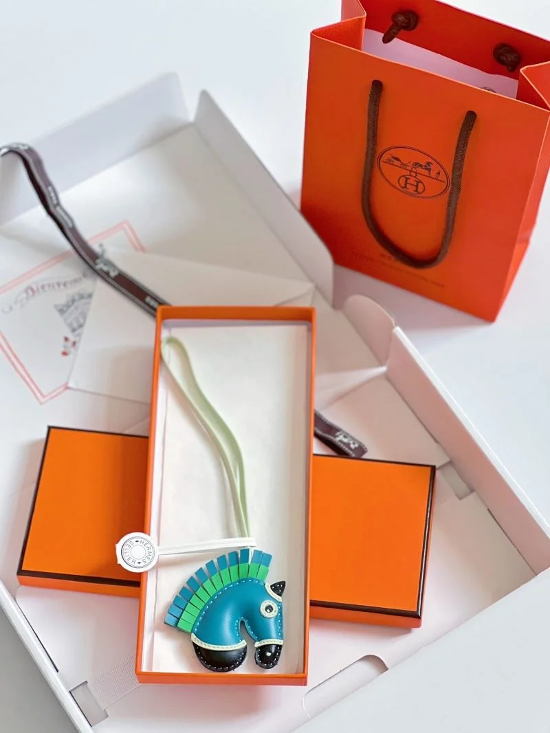 Hermes Handmade Pendant Youthful 48131