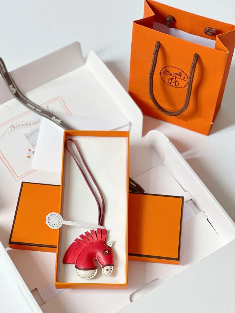 Sporty Hermes Handmade Pendant 48138