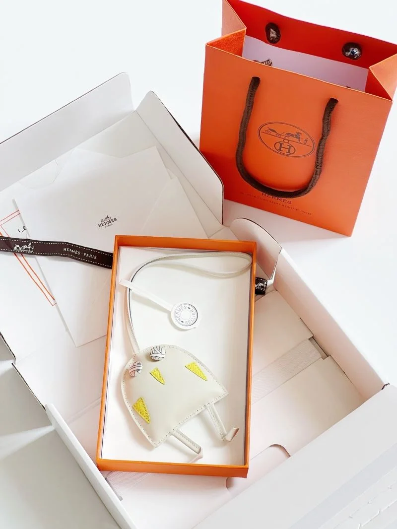 TravelReady Hermes Handmade Pendant 48133