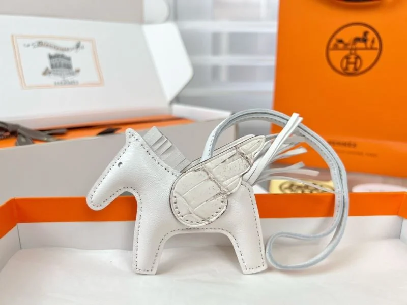 Hermes Handmade Pendant EasyCare 48114