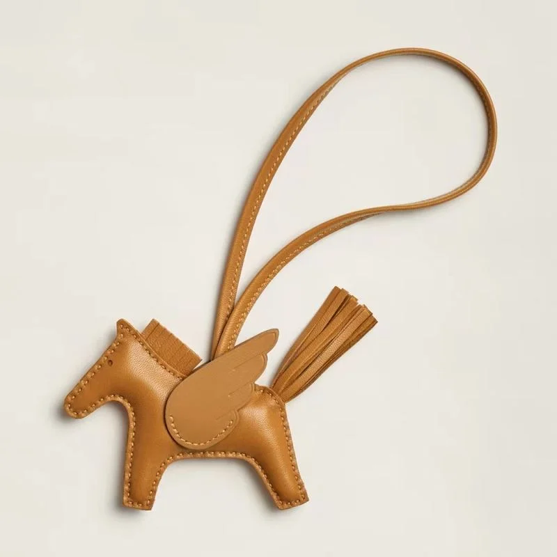 Casual Hermes Handmade Pendant 48122
