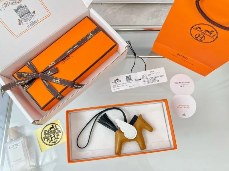 Hermes Handmade Pendant Fashionable 48126