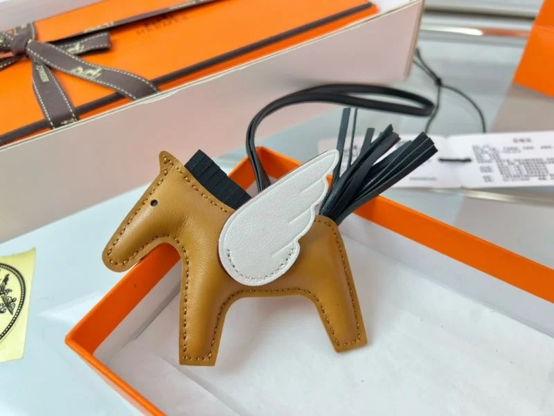 Hermes Handmade Pendant Fashionable 48126