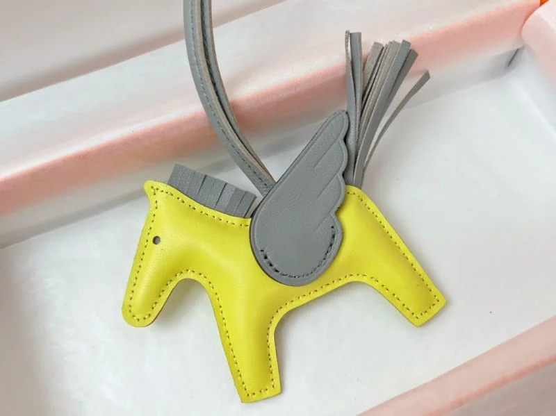 Hermes Handmade Pendant Attractive 48112