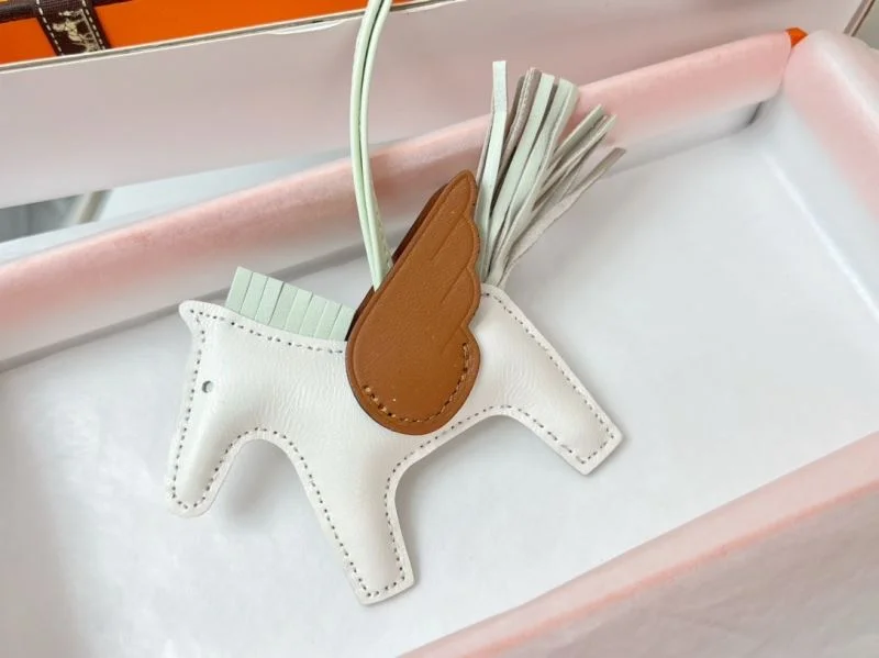 Hermes Handmade Pendant BestValue 48096