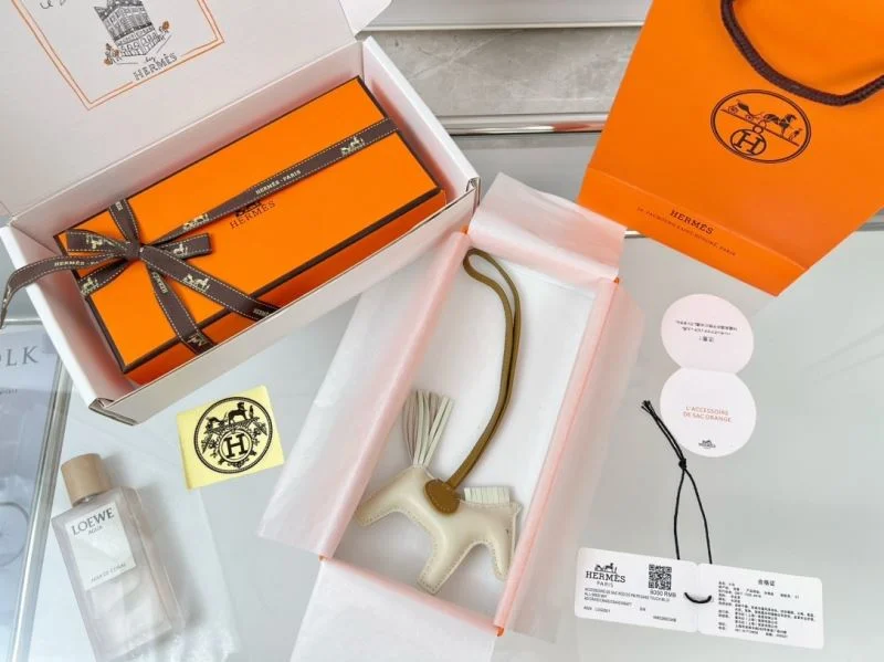 Affordable Hermes Handmade Pendant 48094