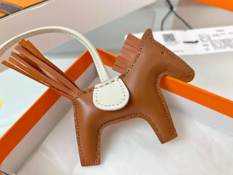 Hermes Handmade Pendant Durable 48091