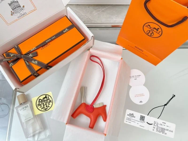 Hermes Handmade Pendant Durable 48090
