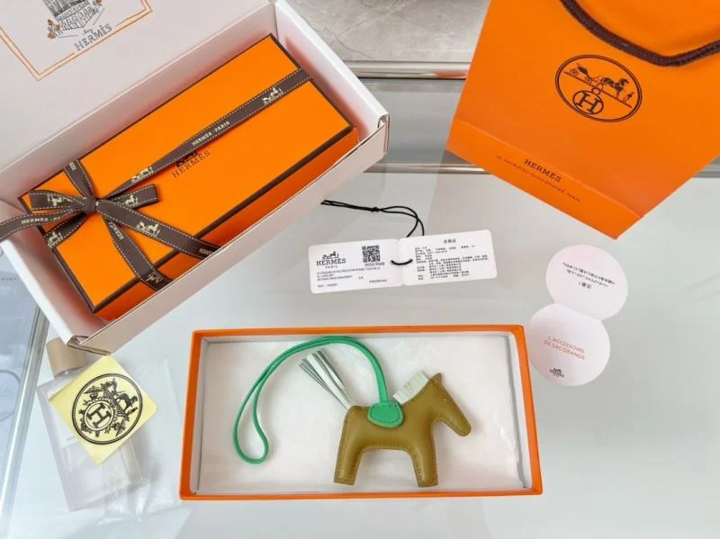 Affordable Hermes Handmade Pendant 48085