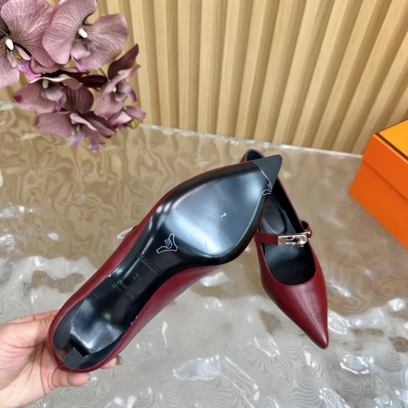 Supportive Hermes Heeled Shoes 27343