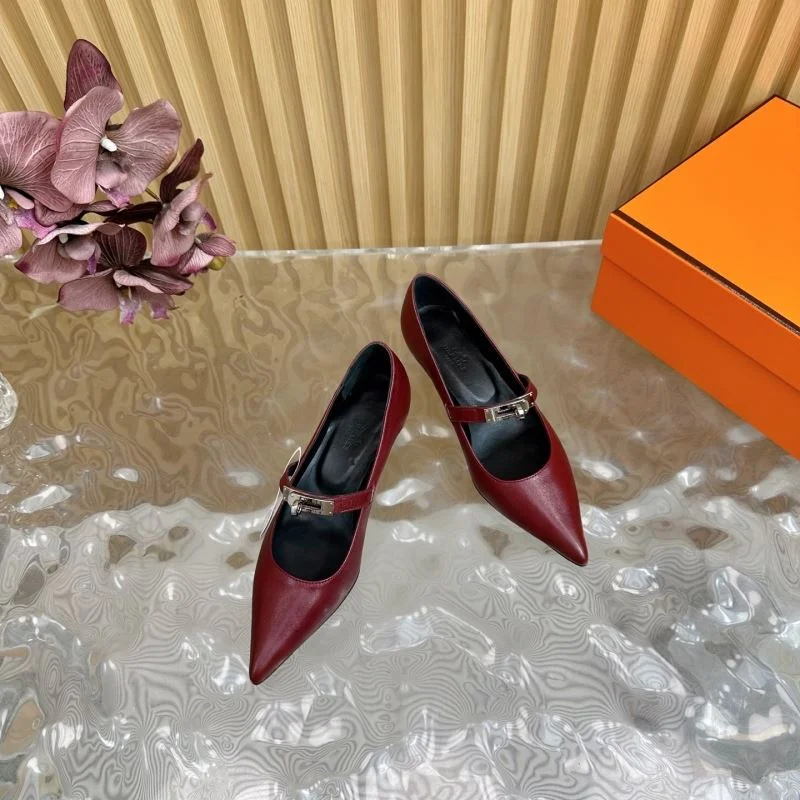 Supportive Hermes Heeled Shoes 27343