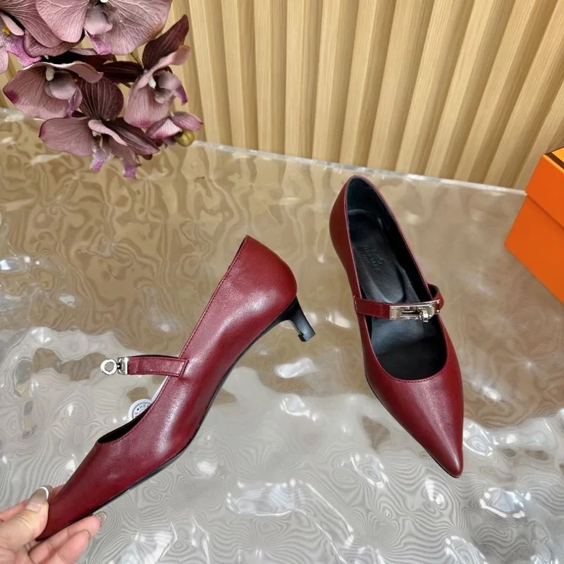 Supportive Hermes Heeled Shoes 27343