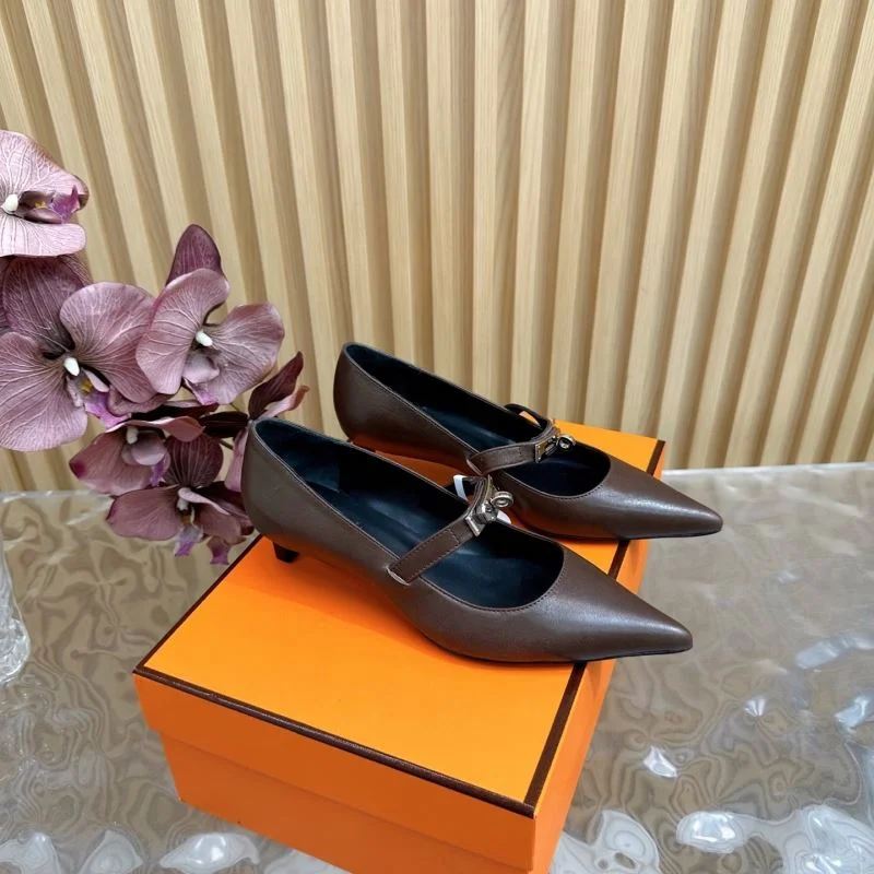 Versatile Hermes Heeled Shoes 27344
