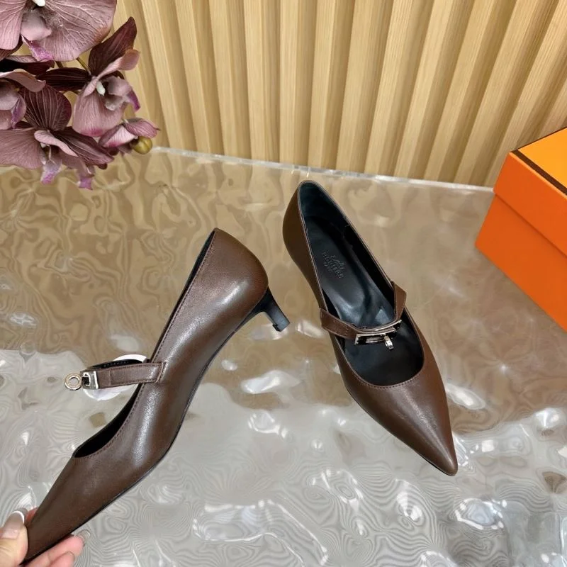 Versatile Hermes Heeled Shoes 27344