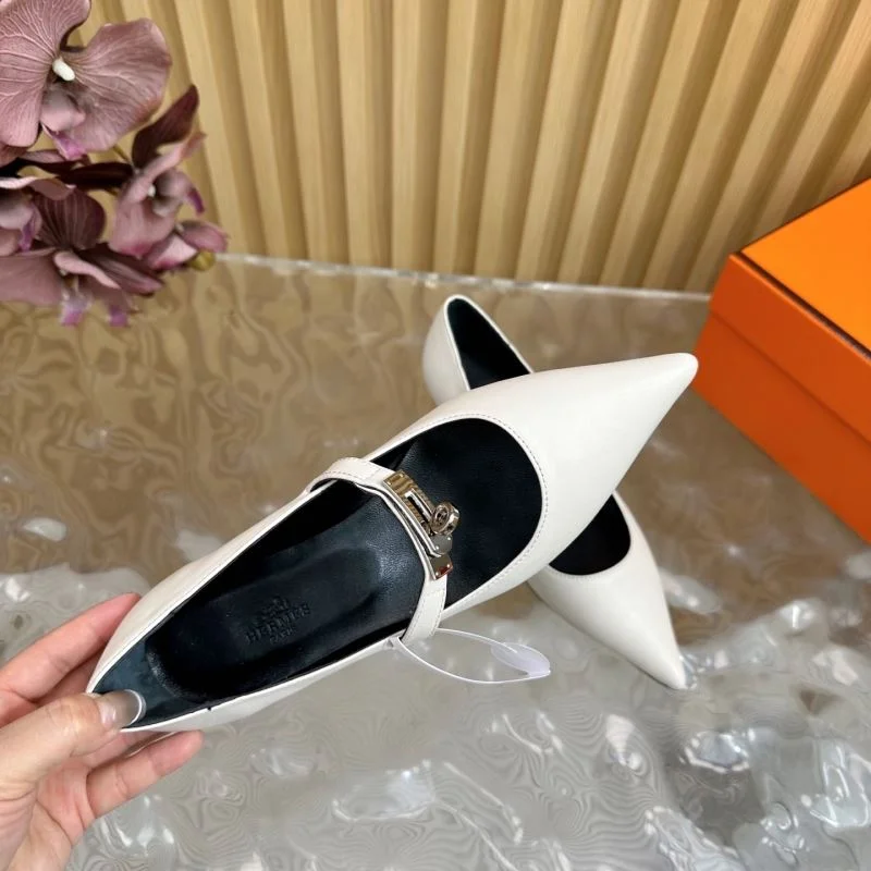 Hermes Heeled Shoes Elegant 27342