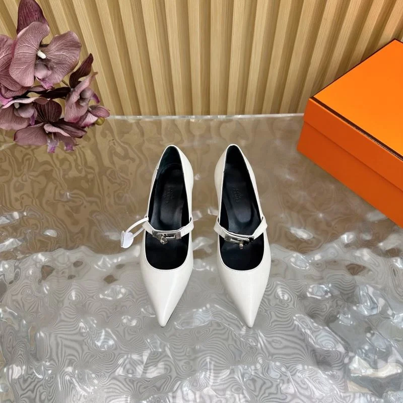 Hermes Heeled Shoes Elegant 27342