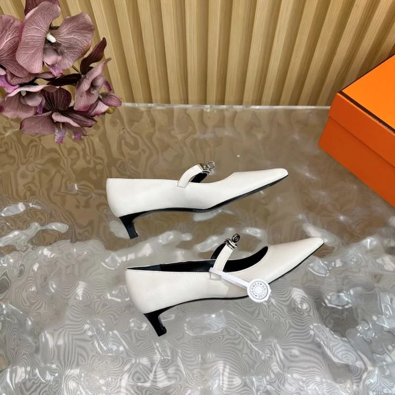 Hermes Heeled Shoes Elegant 27342