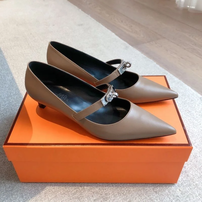 Contemporary Hermes Heeled Shoes 27332