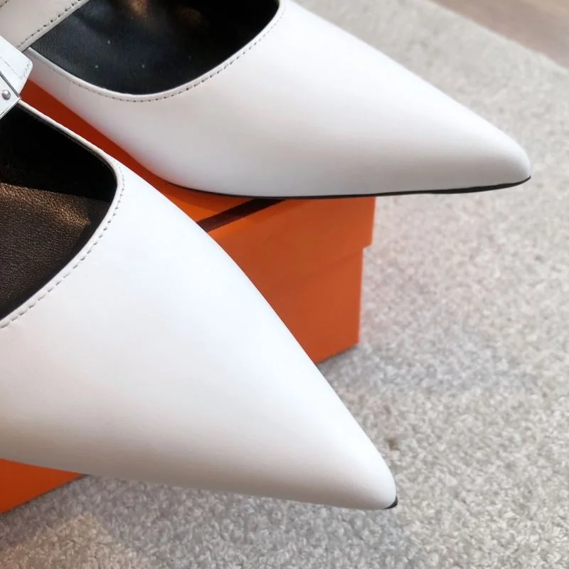 StreetReady Hermes Heeled Shoes 27330