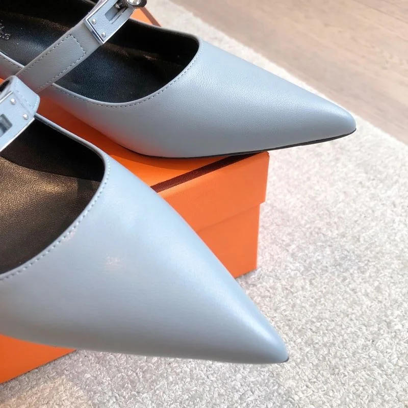 Hermes Heeled Shoes Comfortable 27326