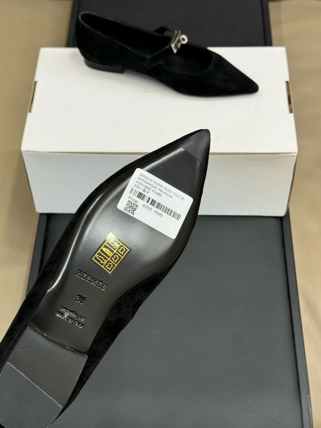 OnTrend Hermes Heeled Shoes 26673