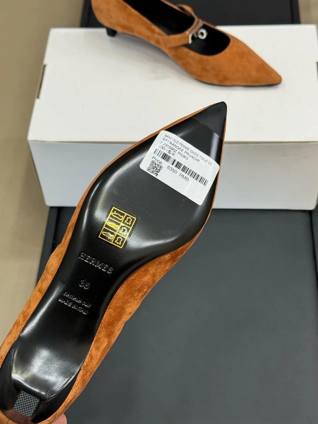 SmoothTexture Hermes Heeled Shoes 26677