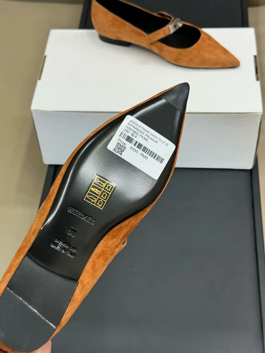 SmoothTexture Hermes Heeled Shoes 26677