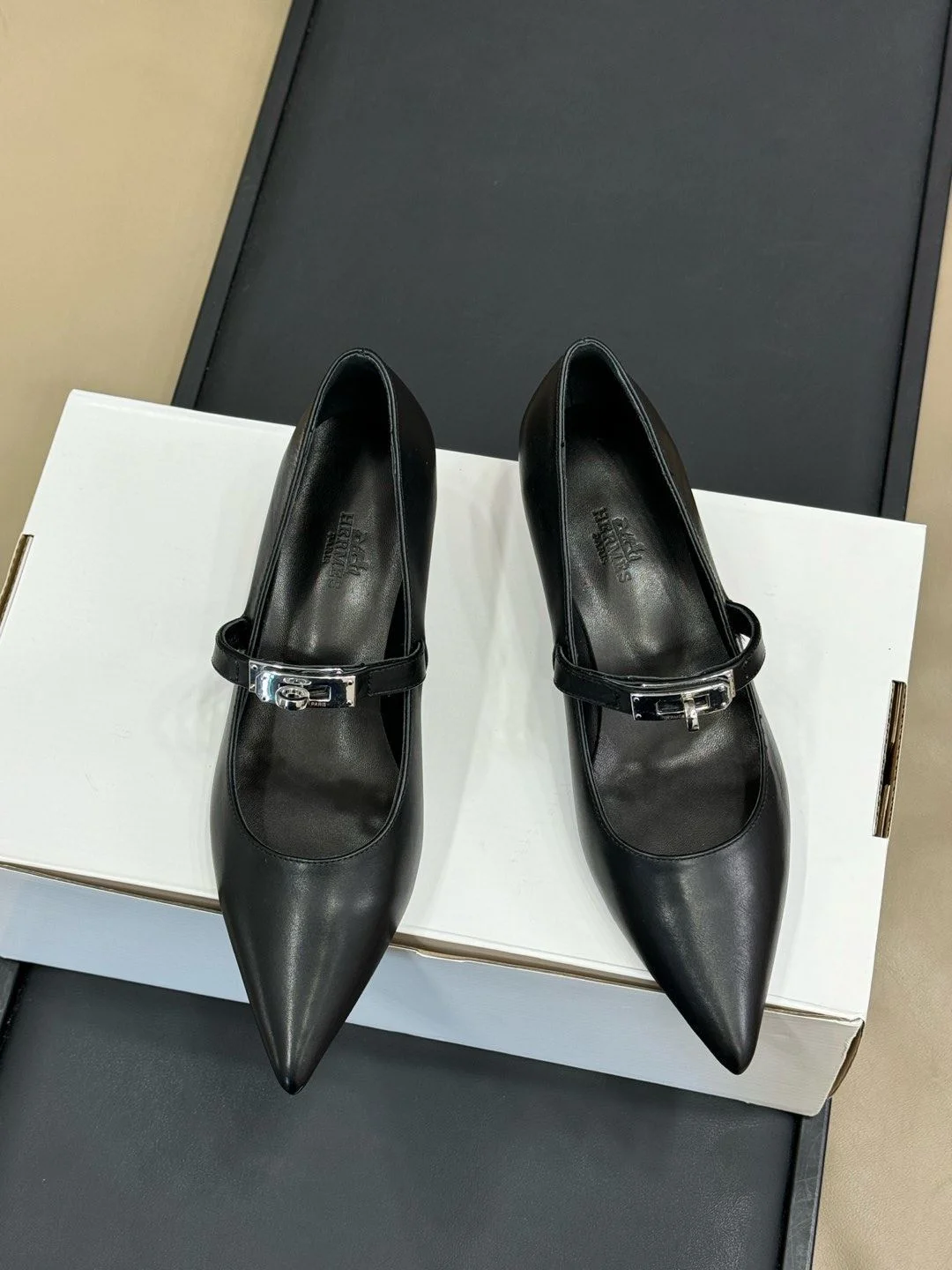 Modern Hermes Heeled Shoes 26668