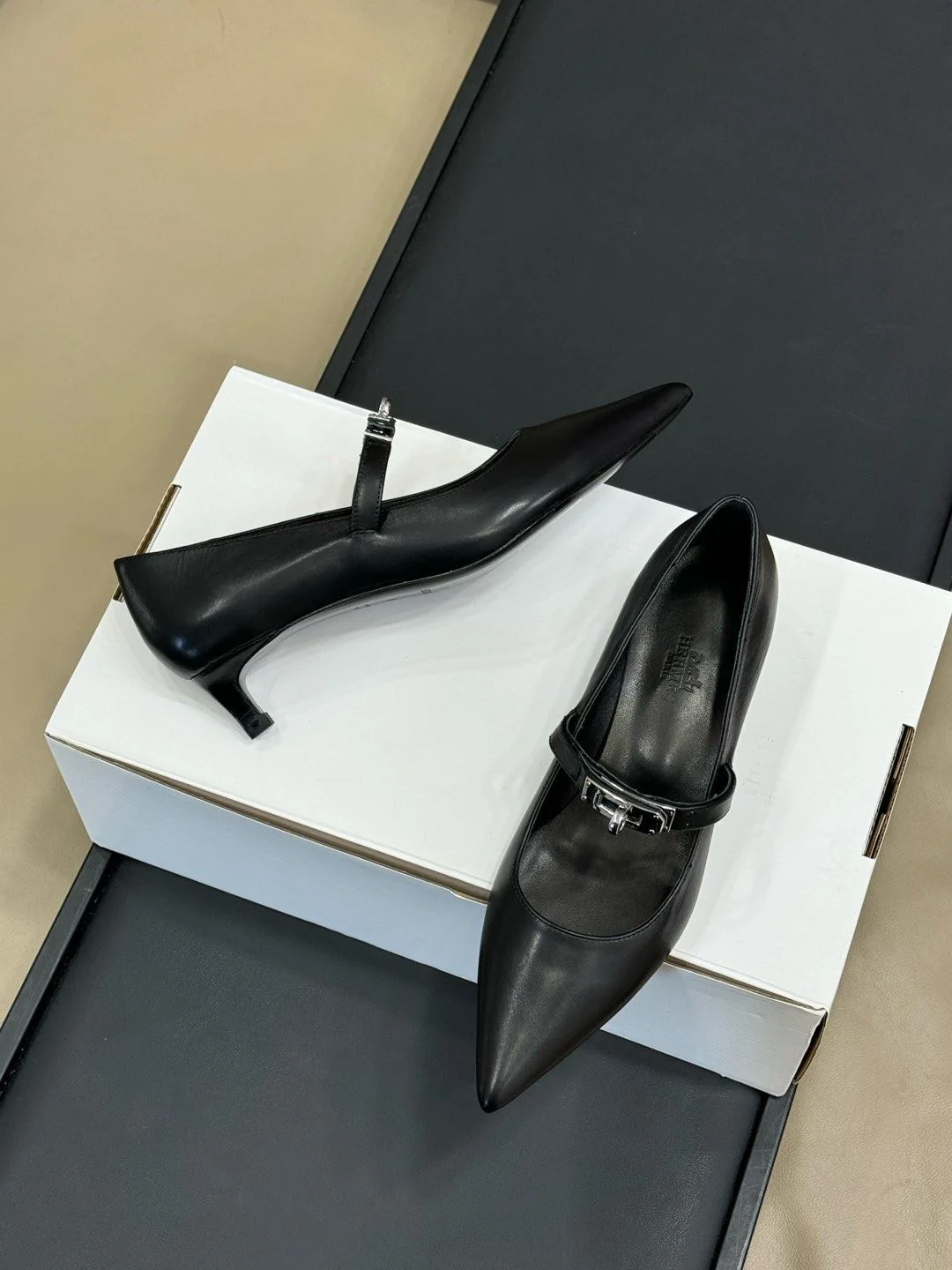 Modern Hermes Heeled Shoes 26668