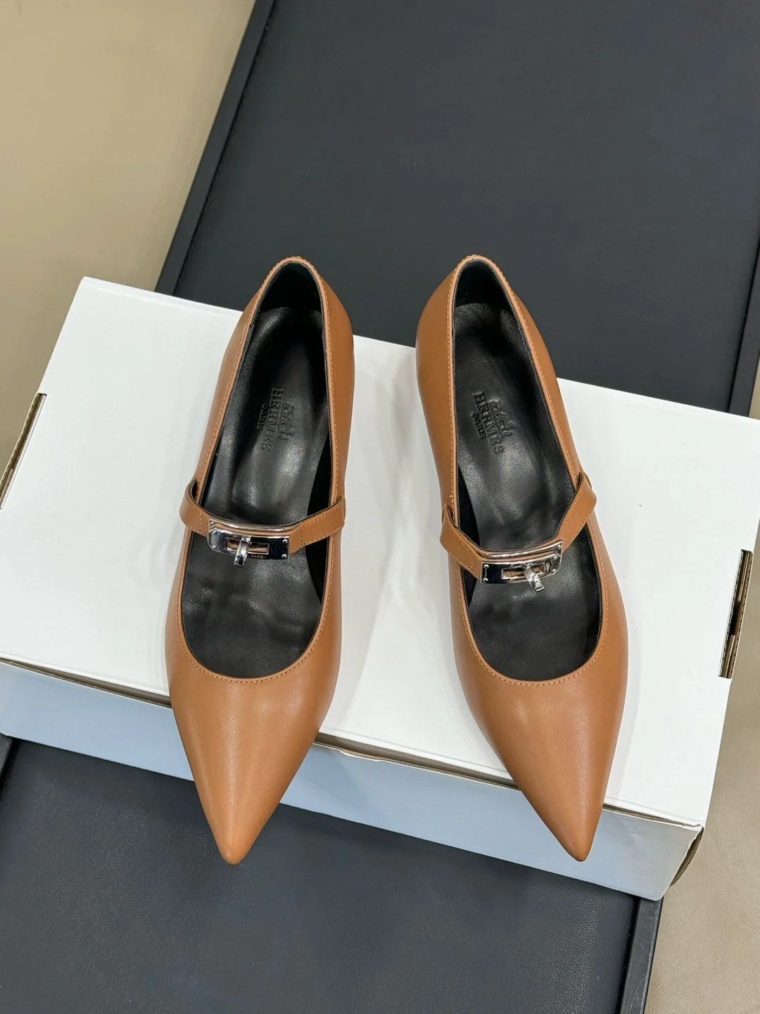 Hermes Heeled Shoes Flexible 26671