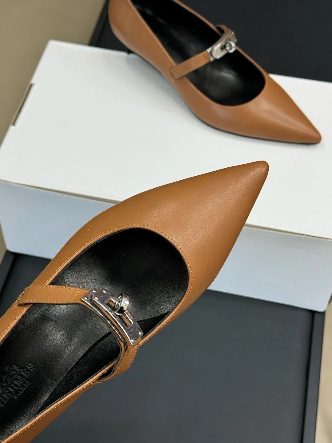 Hermes Heeled Shoes Flexible 26671