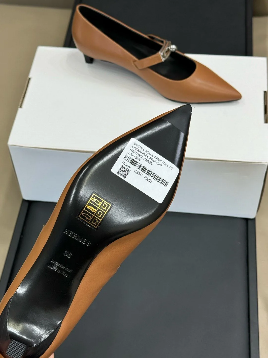 Hermes Heeled Shoes Flexible 26671