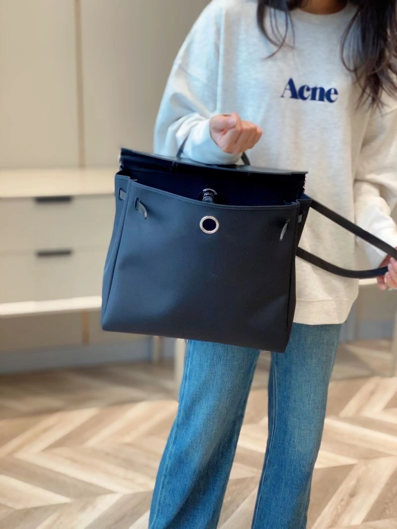 WellDesigned Hermes Herbag Bags 64401