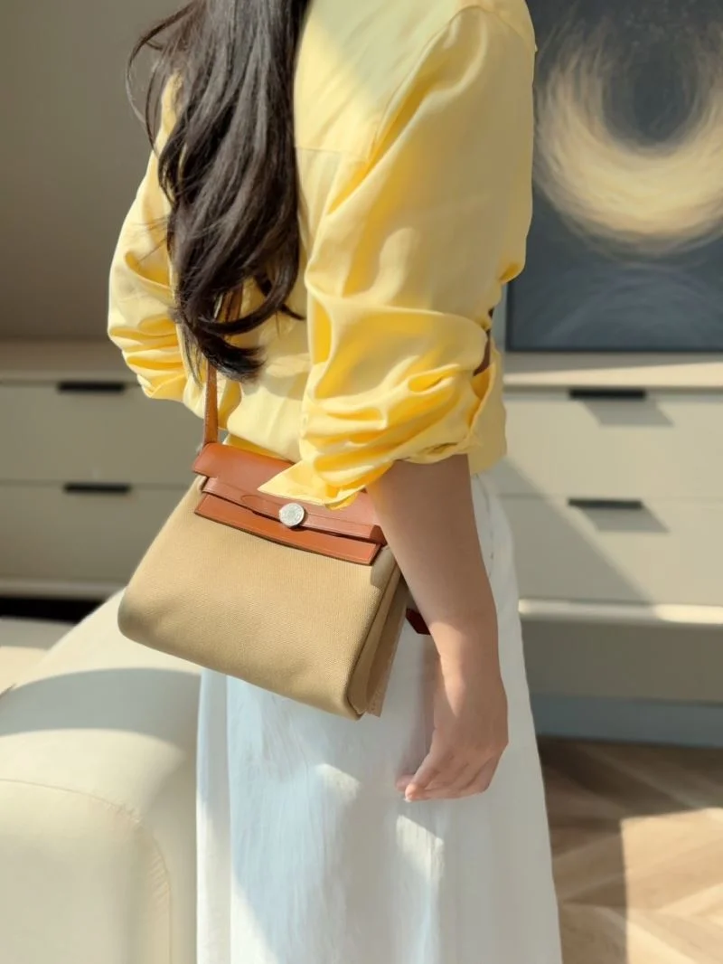 Practical Hermes Herbag Bags 48113