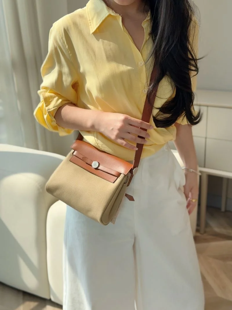 Practical Hermes Herbag Bags 48113